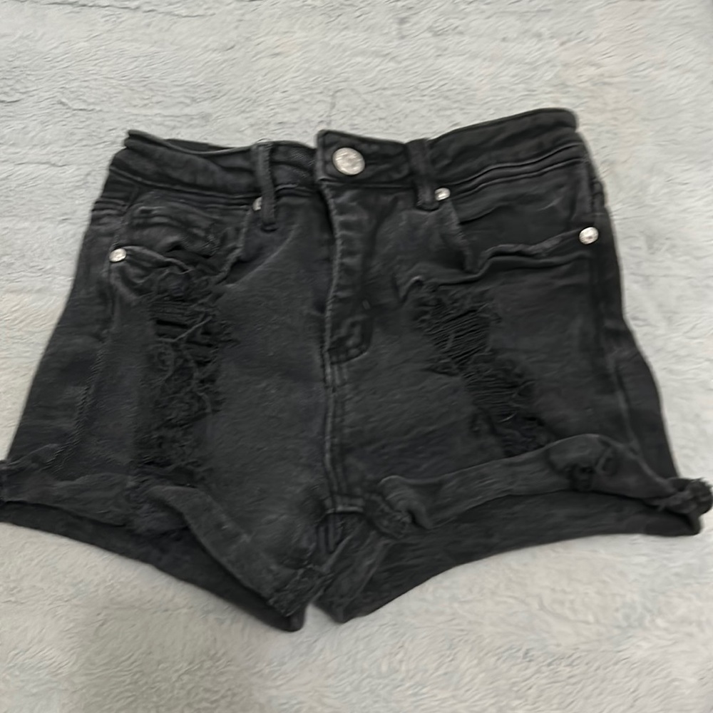 black jean shorts,size3